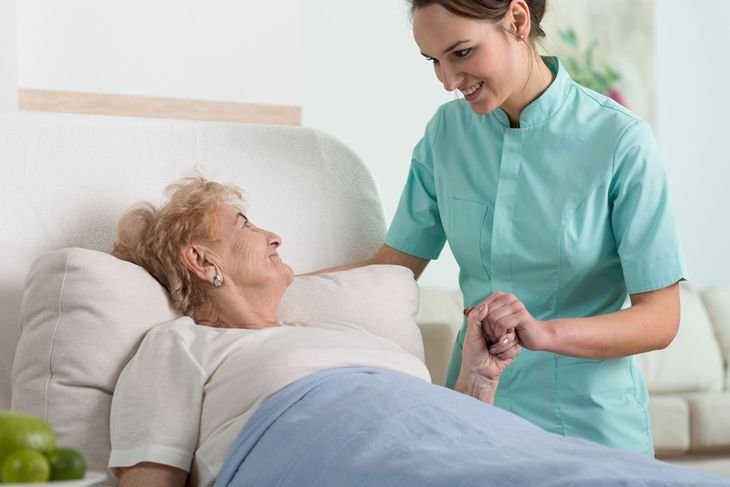 Técnico Cuidados Auxiliares de Enfermería